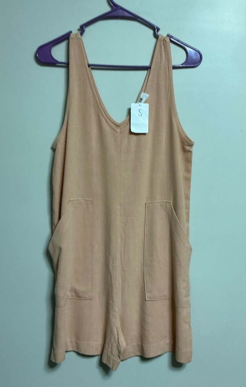 Double Zero V-Neck Sleeveless Romper with Pockets